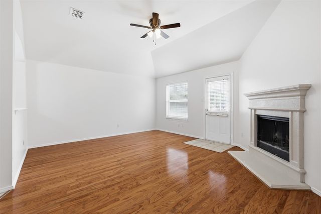 8500 Prairie Fire Drive, Fort Worth, TX 76131