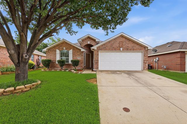 8500 Prairie Fire Drive, Fort Worth, TX 76131