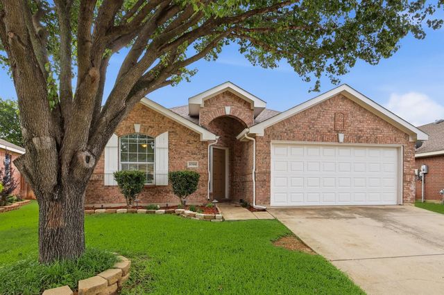 8500 Prairie Fire Drive, Fort Worth, TX 76131