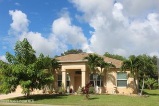 3385 Soft Breeze Circle, Melbourne, FL 32904