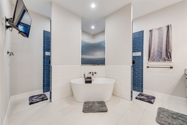 4011 Tuscany Lane, Midlothian, TX 76065