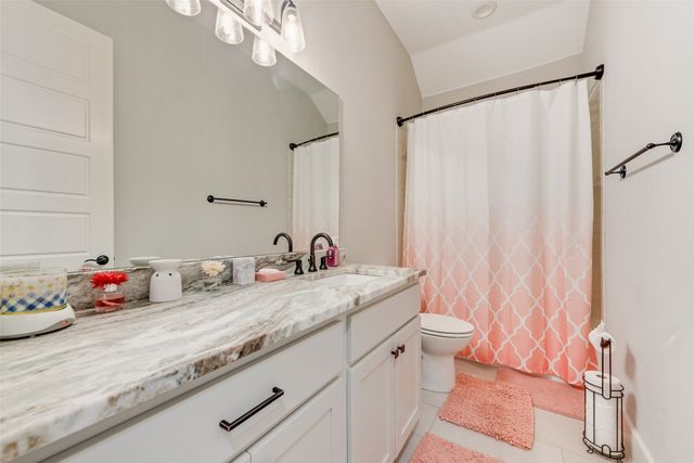 4011 Tuscany Lane, Midlothian, TX 76065