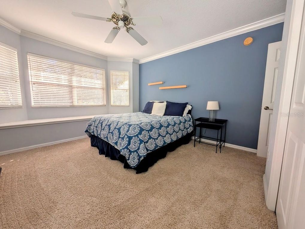 Image 15 of property listing at 2919 BAYSHORE VISTA DRIVE, Tampa, FL 33611