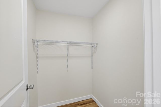 1780 NE 23rd Avenue Lane NE, Hickory, NC 28601