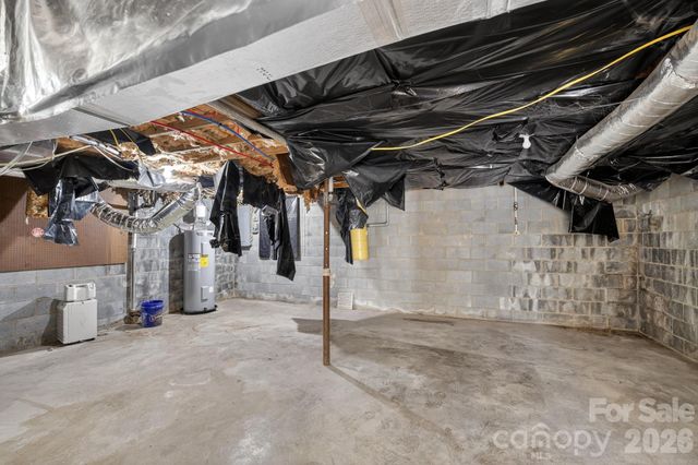 1780 NE 23rd Avenue Lane NE, Hickory, NC 28601