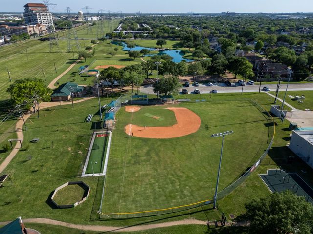 11403 Brook Meadows Lane, Meadows Place, TX 77477