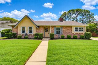 11403 Brook Meadows Lane, Meadows Place, TX 77477