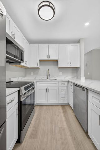 42 Easthampton B, West Palm Beach, FL 33417