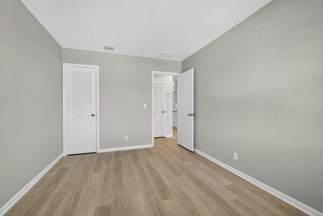42 Easthampton B, West Palm Beach, FL 33417