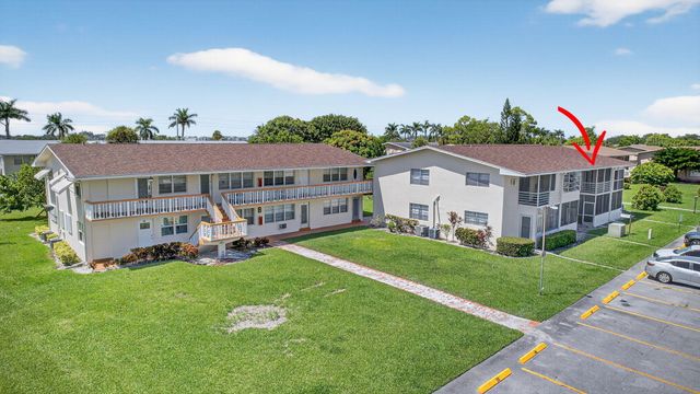 42 Easthampton B, West Palm Beach, FL 33417