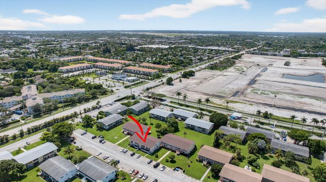42 Easthampton B, West Palm Beach, FL 33417
