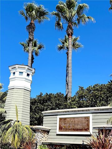 6572 Feather, Huntington Beach, CA 92648
