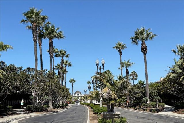 6572 Feather, Huntington Beach, CA 92648