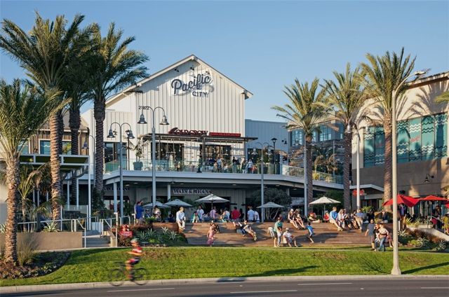 6572 Feather, Huntington Beach, CA 92648