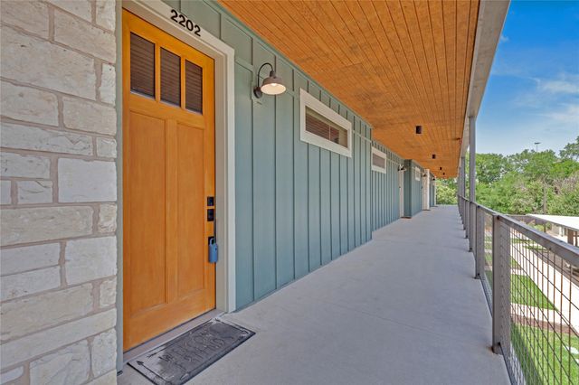 4704 Sunset TRL 2202, Austin, TX 78745