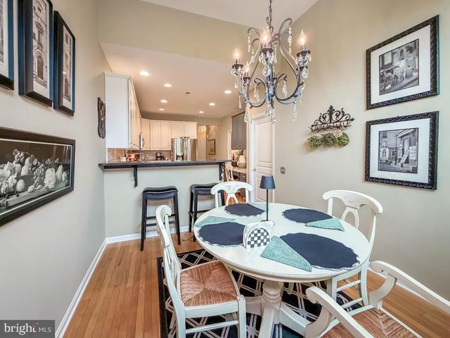 3 BARTONS MILL DR, Washington Crossing, PA 18977