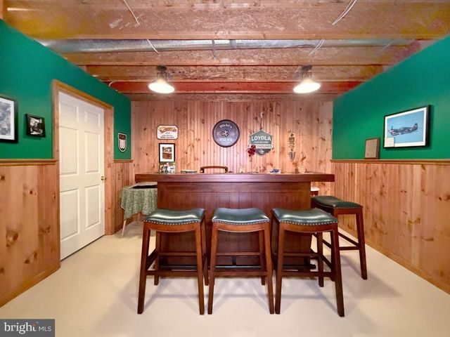 3 BARTONS MILL DR, Washington Crossing, PA 18977