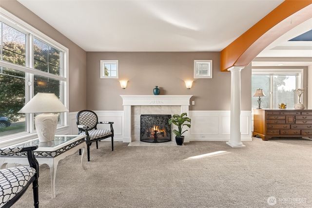 1711 Pointe Woodworth Drive NE, Tacoma, WA 98422