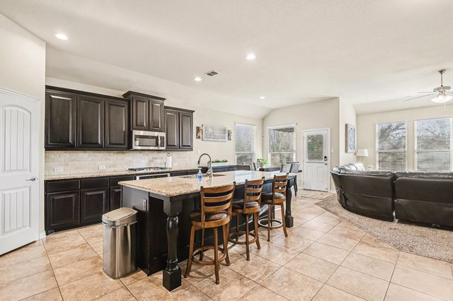 3721 Cuddy Drive, Denton, TX 76210