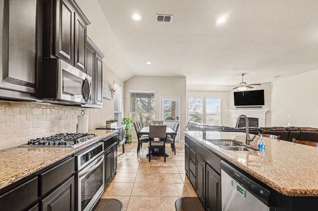 3721 Cuddy Drive, Denton, TX 76210