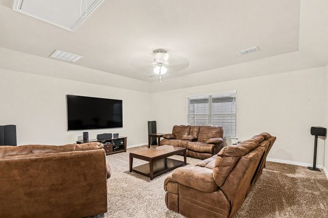 3721 Cuddy Drive, Denton, TX 76210