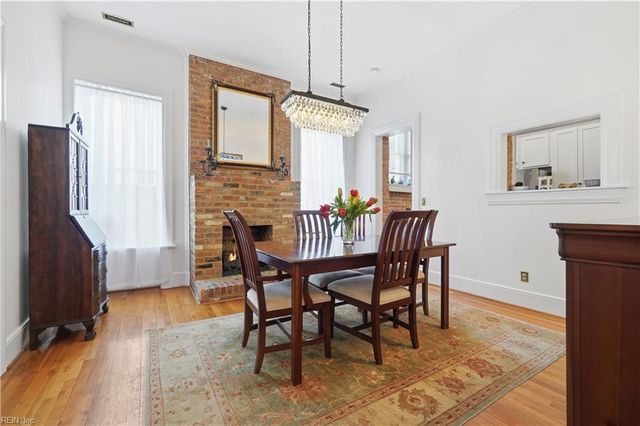 313 W Freemason St Apt 4, Norfolk, VA 23510