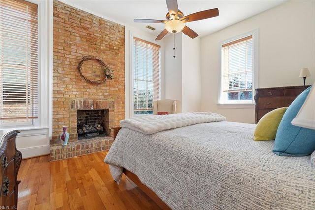 313 W Freemason St Apt 4, Norfolk, VA 23510