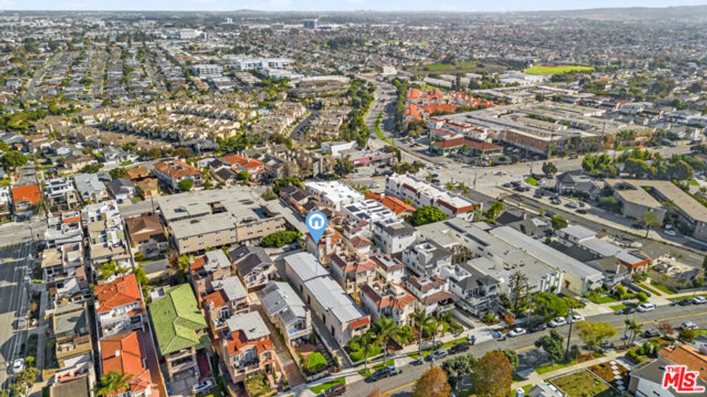 210 S Lucia Avenue, Redondo Beach, CA 90277