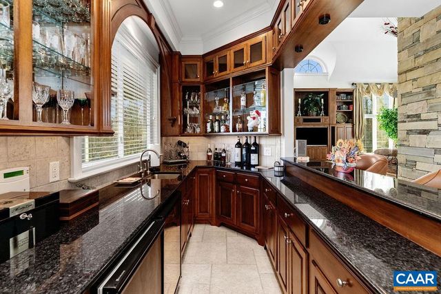 1310 MONOCAN DR, Nellysford, VA 22958