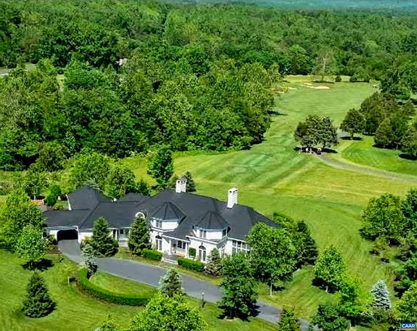 1310 MONOCAN DR, Nellysford, VA 22958