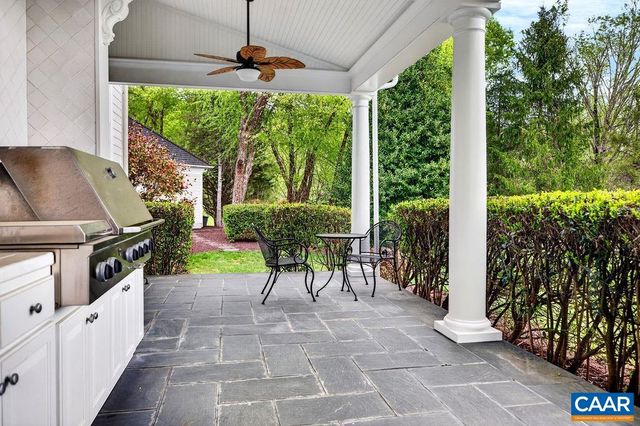 1310 MONOCAN DR, Nellysford, VA 22958