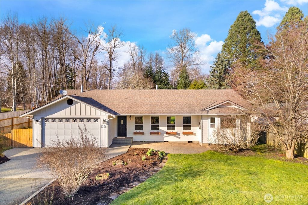 3202 McLeod Road, Bellingham, WA 98225