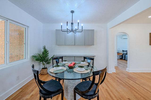 2428 FLORAL ROAD NW, Albuquerque, NM 87104