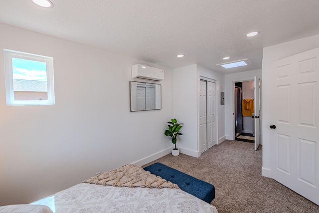 2428 FLORAL ROAD NW, Albuquerque, NM 87104