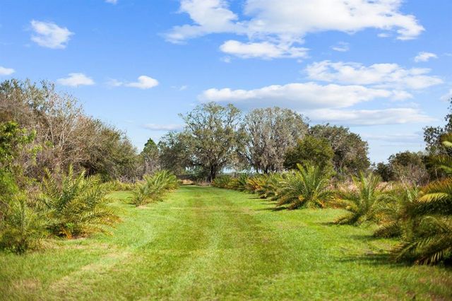 8122 PINE ISLAND ROAD, Clermont, FL 34711