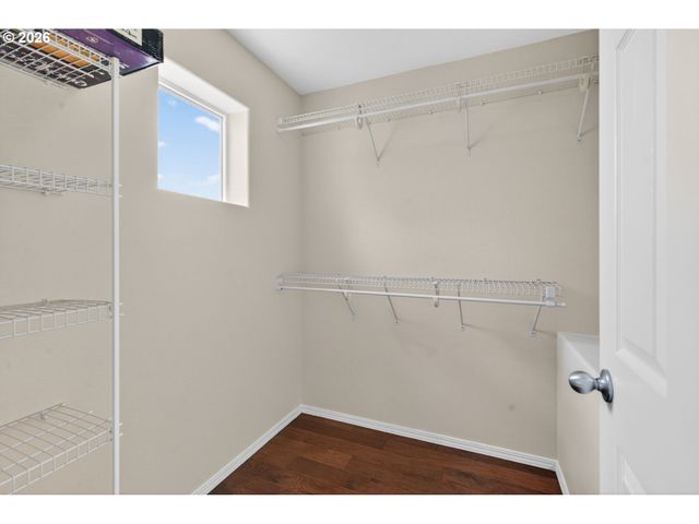 2703 Nw PRESTON Ct, Portland, OR 97229