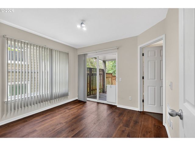 2703 Nw PRESTON Ct, Portland, OR 97229