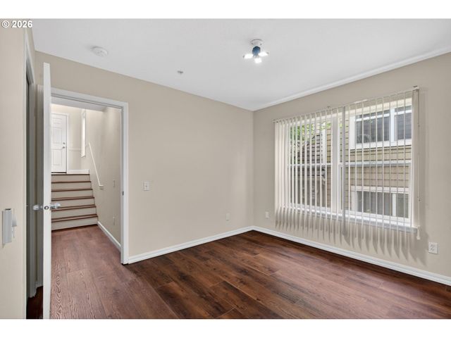 2703 Nw PRESTON Ct, Portland, OR 97229
