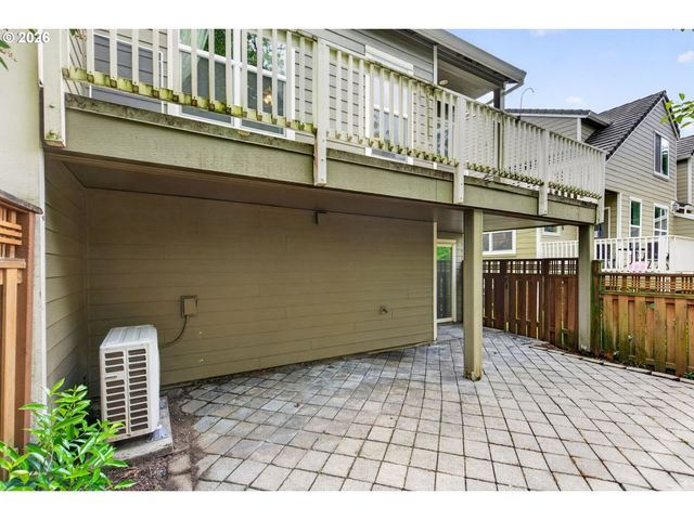 2703 Nw PRESTON Ct, Portland, OR 97229