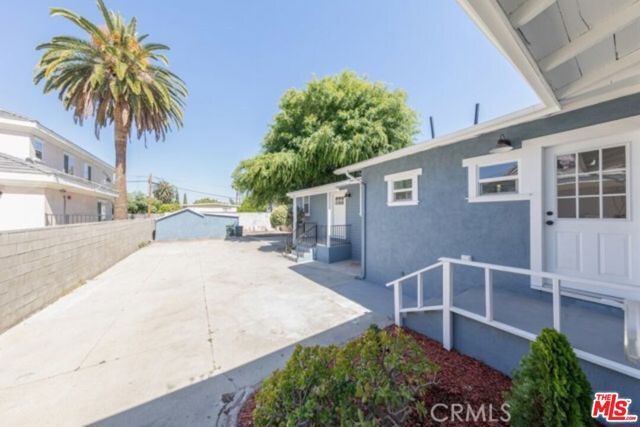 70 S Altadena Drive, Pasadena, CA 91107