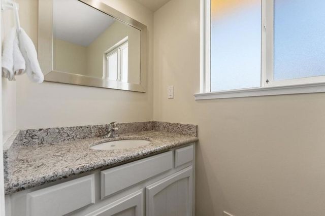 10980 New Avenue, Gilroy, CA 95020