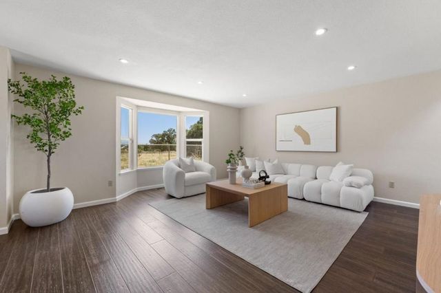 10980 New Avenue, Gilroy, CA 95020