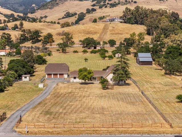 10980 New Avenue, Gilroy, CA 95020