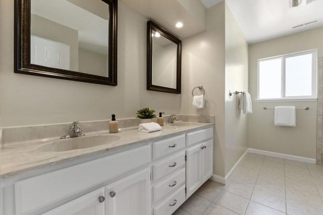 10980 New Avenue, Gilroy, CA 95020