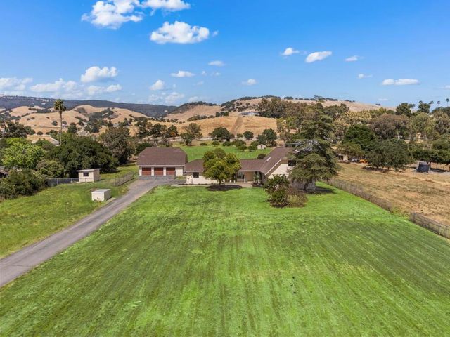 10980 New Avenue, Gilroy, CA 95020