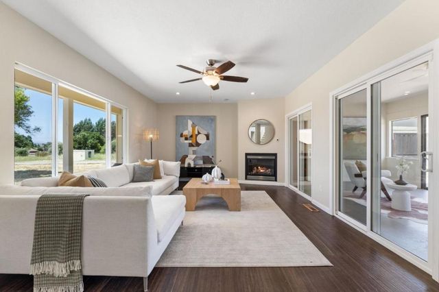 10980 New Avenue, Gilroy, CA 95020