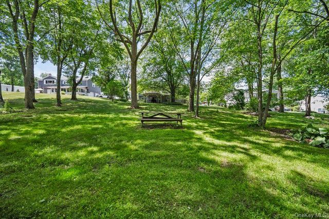 3282 Quinlan Street, Yorktown Heights, NY 10598