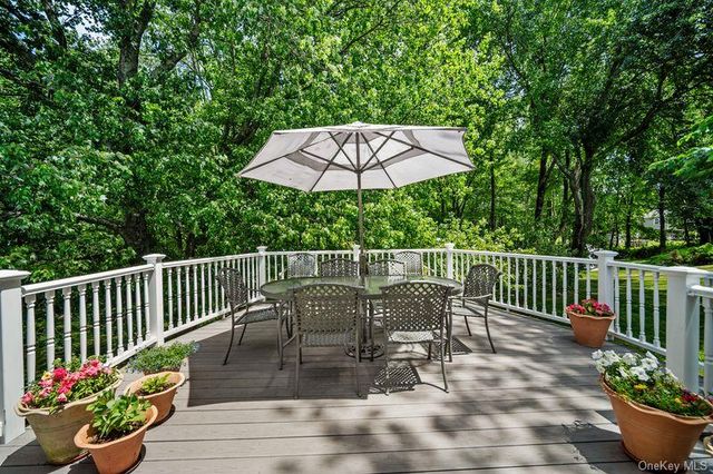 3282 Quinlan Street, Yorktown Heights, NY 10598
