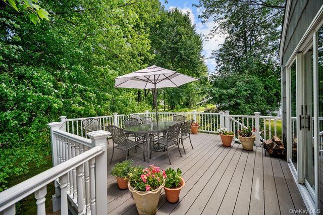 3282 Quinlan Street, Yorktown Heights, NY 10598
