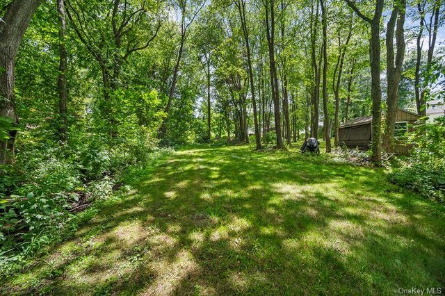 3282 Quinlan Street, Yorktown Heights, NY 10598